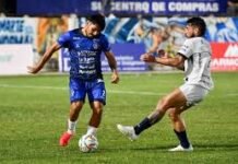 EL SANTO EMPATO PERO SIGUE ESTANDO ARRIBA